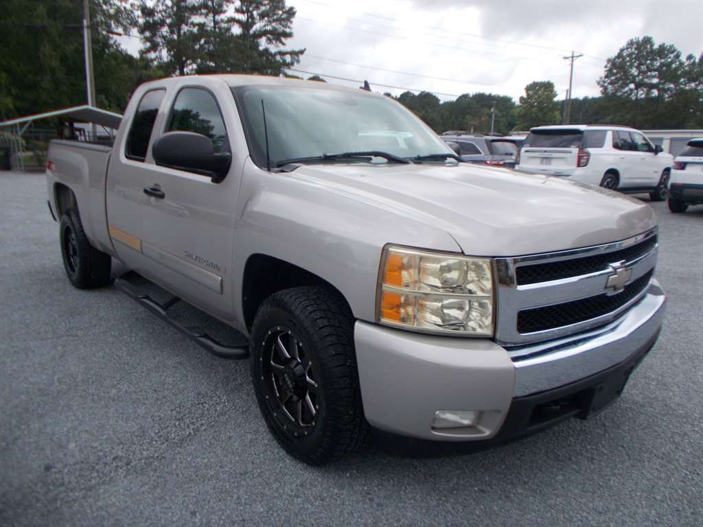 chevrolet silverado 1500 2008 1GCEK19J18Z228372 image chevrolet silverado 1500 2008 1GCEK19J18Z228372 image
